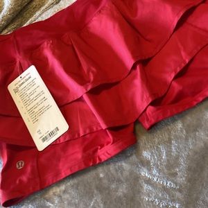 Lululemon speedy skirt